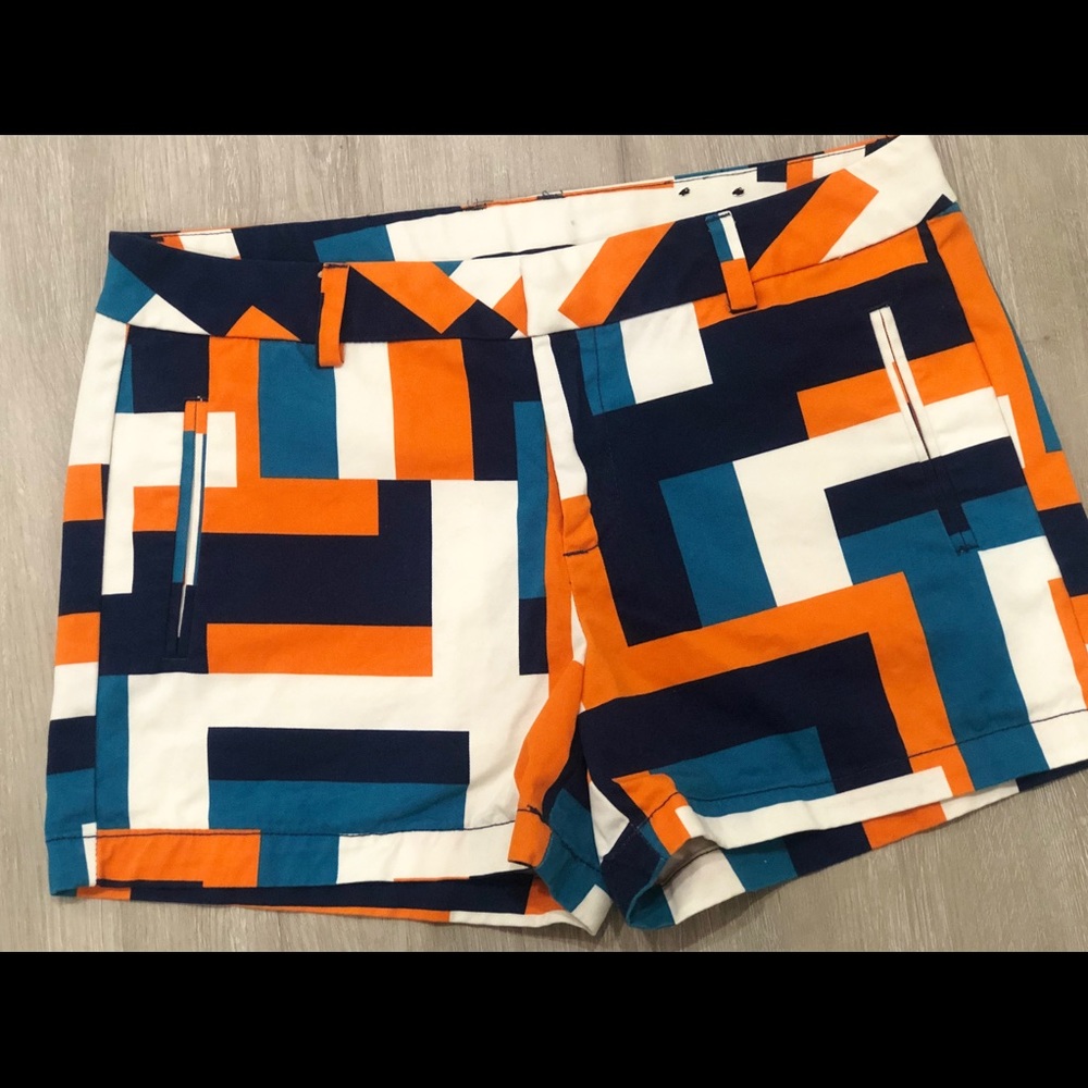 Stylus Shorts with graphic designs